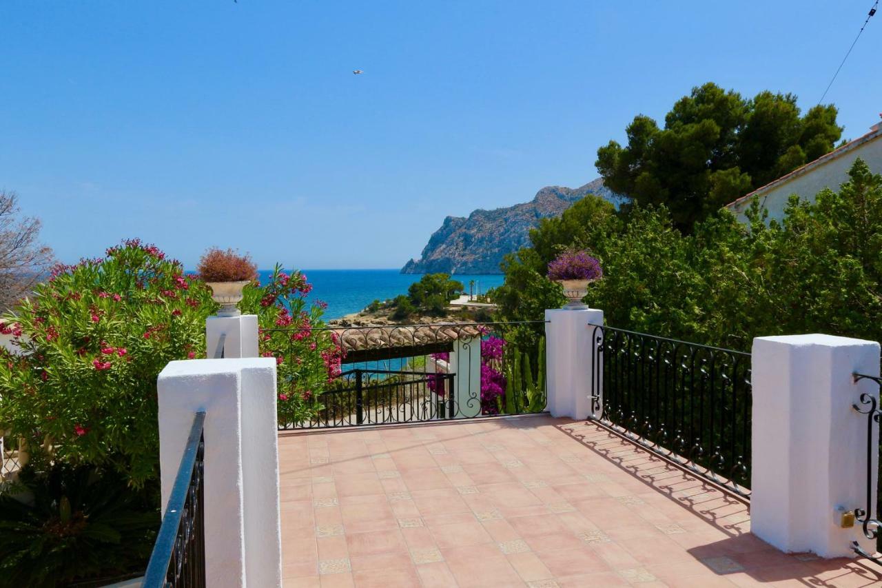 Calalga Сasa Frente A La Playa Con Piscina Privada Villa Calpe Eksteriør bilde