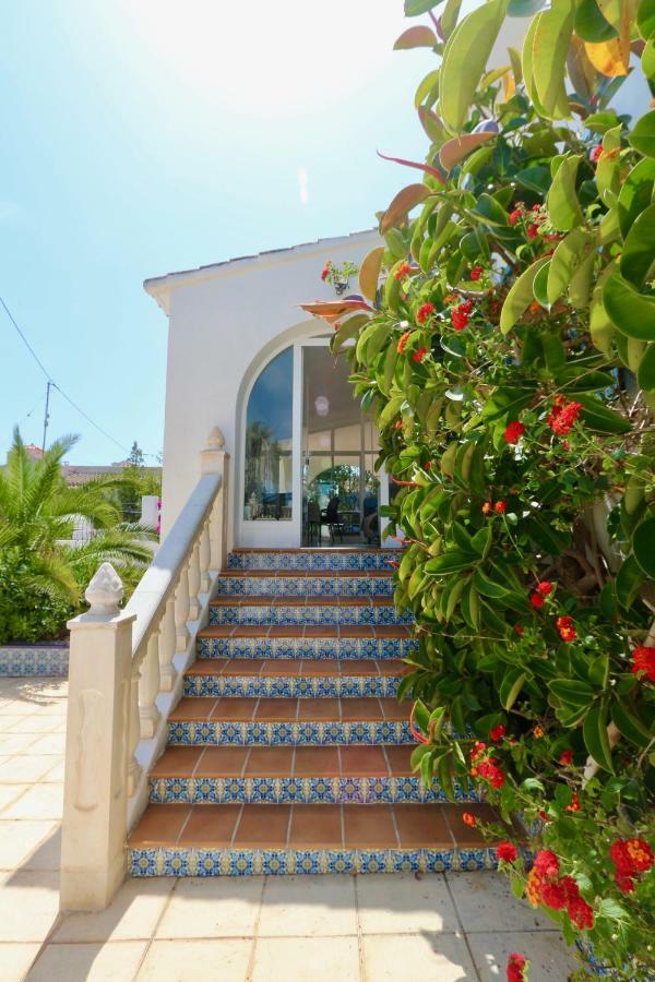 Calalga Сasa Frente A La Playa Con Piscina Privada Villa Calpe Eksteriør bilde