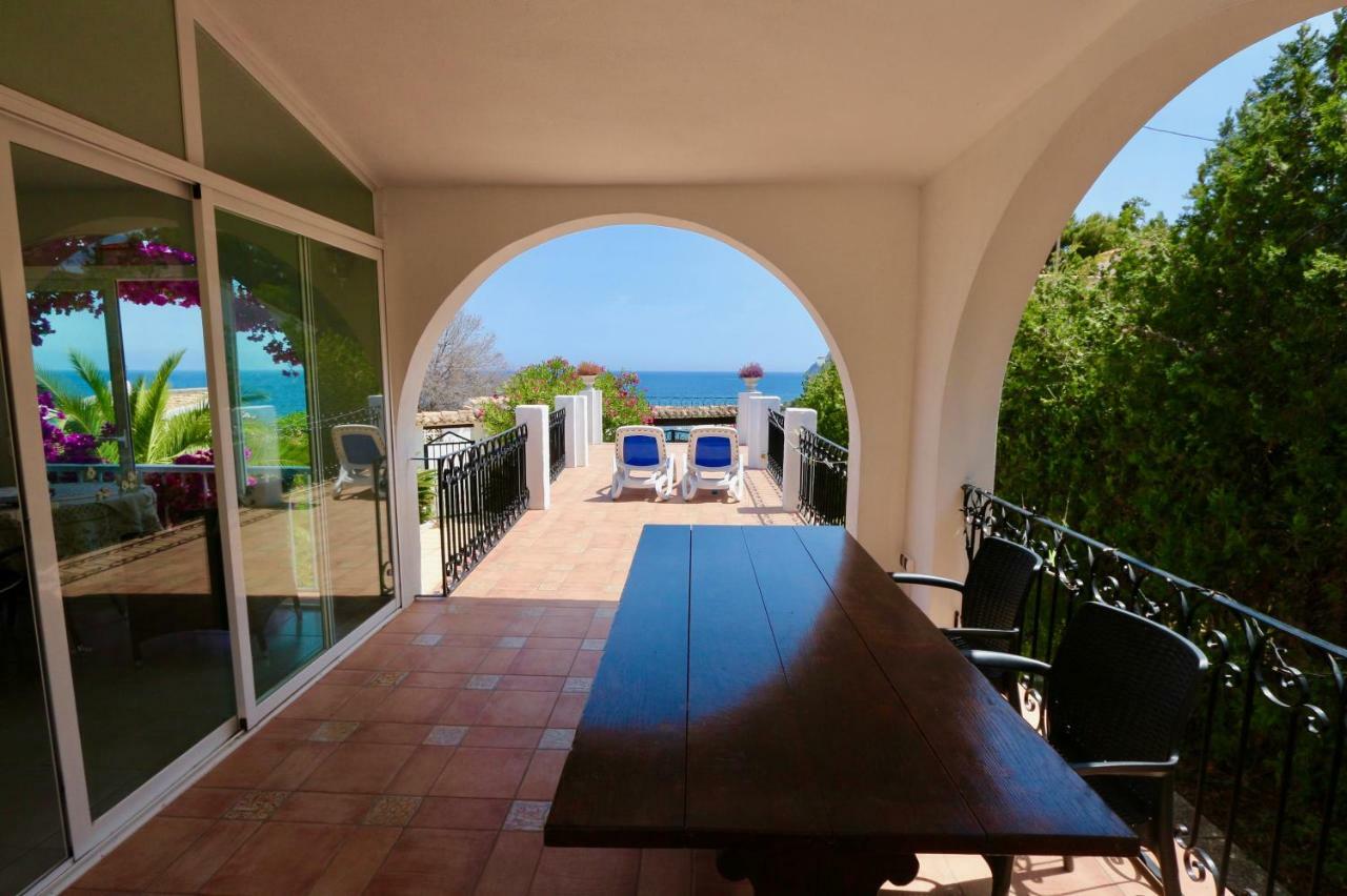 Calalga Сasa Frente A La Playa Con Piscina Privada Villa Calpe Eksteriør bilde